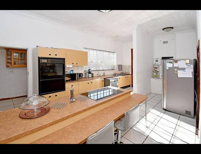 3 BEDROOM HOUSE FOR SALE IN WESTERN EXT